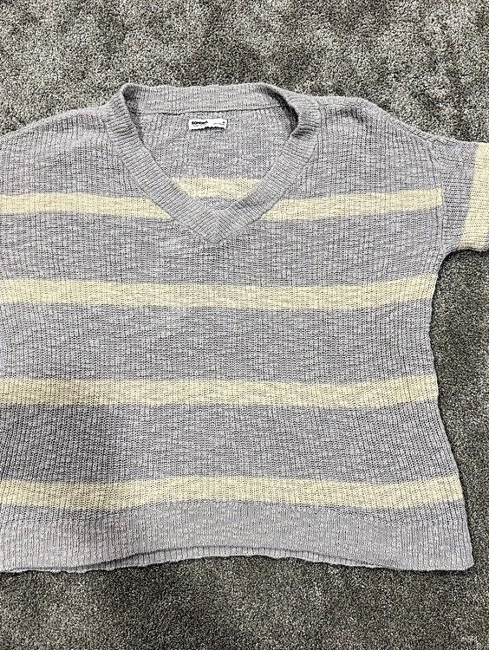 Sonoma Striped Cotton V-Neck Sweater in Gray & Cream Medium